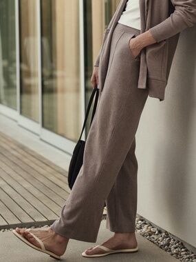 Women's Deep Taupe Heather Airplane Pintuck Wide Leg Pant